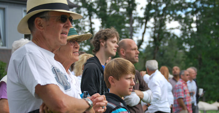 Spectators of all ages flock to the links