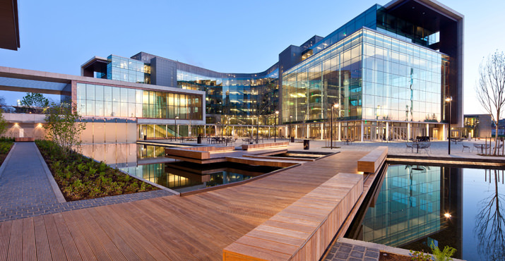 The Visitor Center incorporates a number of sustainable features and locally sourced materials. This includes more than 13,400 board feet of reclaimed ash wood, locally sourced from Tacoma and used in benches, flooring, and exhibit structures. 