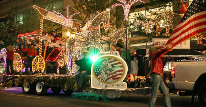 We have one more very important award to announce for the PGE/SOLVE Starlight Parade: the People's Choice Award! The winner is the Molalla Buckaroo Rodeo Float - Congratulations!