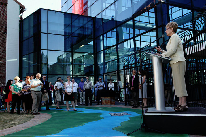 Dr. Jane Lubchenco addresses the group.