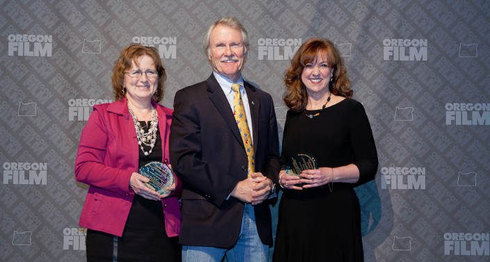 Dean Devlin (Producer, Leverage) and Governor Kitzhaber presented Film Advocate Awards to Catherine Comer and Jamie Johnk from Clackamas County Business and Economic Development. 