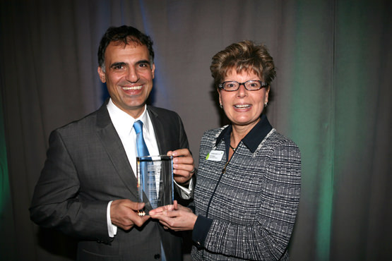 Keith Thomajan, president and CEO of United Way of the Columbia-Willamette, with Carol Mangan, Oregon Market president at Sterling Bank. Mangan is the incoming Fundraising Committee chair for 2013-14. Sterling Bank also won the Best of Trade award for Finance & Accounting.