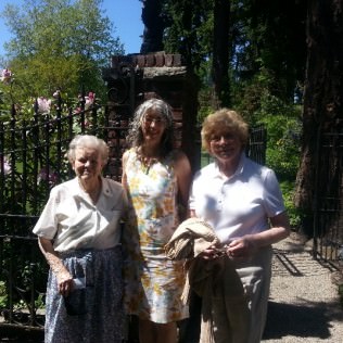 Garden Enthusiast, Sylvia Gates, and her friends including far right, Norma Paulus