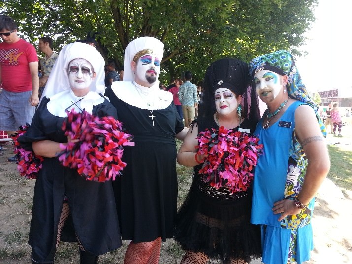 The Sisters of Perpetual Indulgence served as umpires for the Bat 'n Rouge