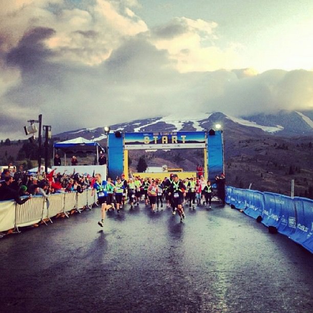 The start was a bit damp, but runners charged out of the gates! The race also benefits the nonprofit Providence Cancer Center this year. 