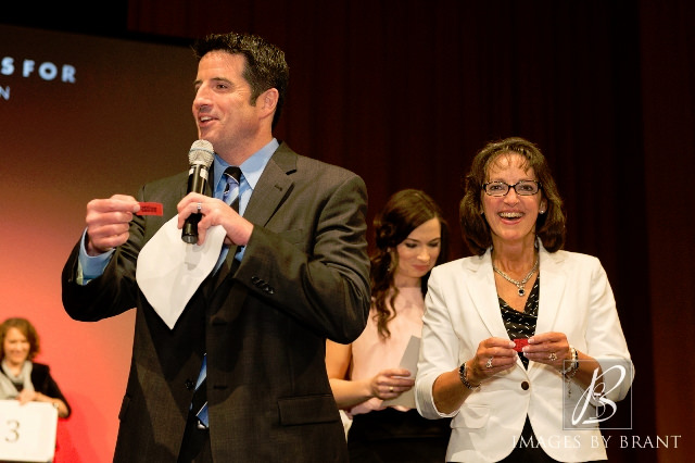 Barbara Carlson (right) from Ben Bridge, Official Celebrate Success 2014 Diamond Sponsor, selecting the diamond winner!