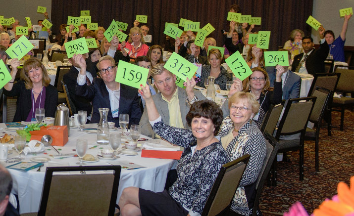 An enthusiastic crowd of 300 raised over $150,000 to support Edwards Center’s work enhancing the lives of people with developmental disabilities in Oregon