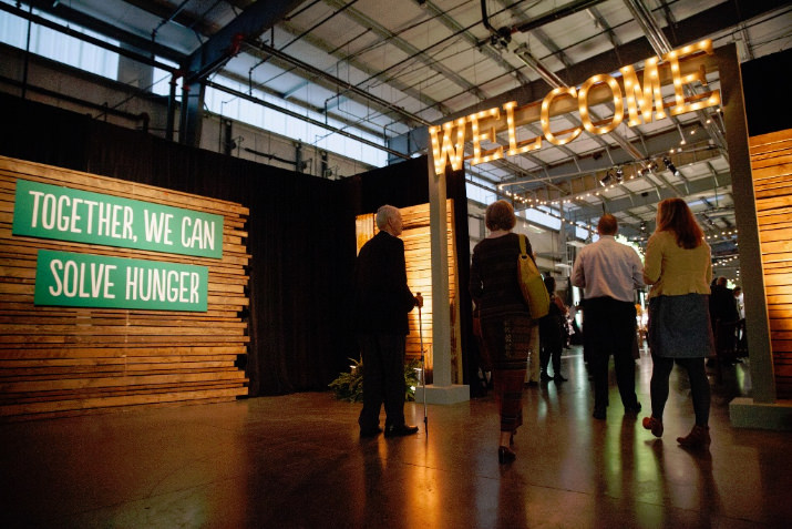 A warm welcome for everyone attending Oregon Harvest Dinner. 