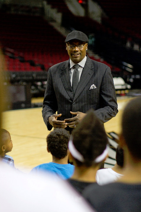  Portland Trailblazers legend, Jerome Kersey, talks shop with kids from Friends of the Children during a private basketball clinic donated by Windermere Stellar.  