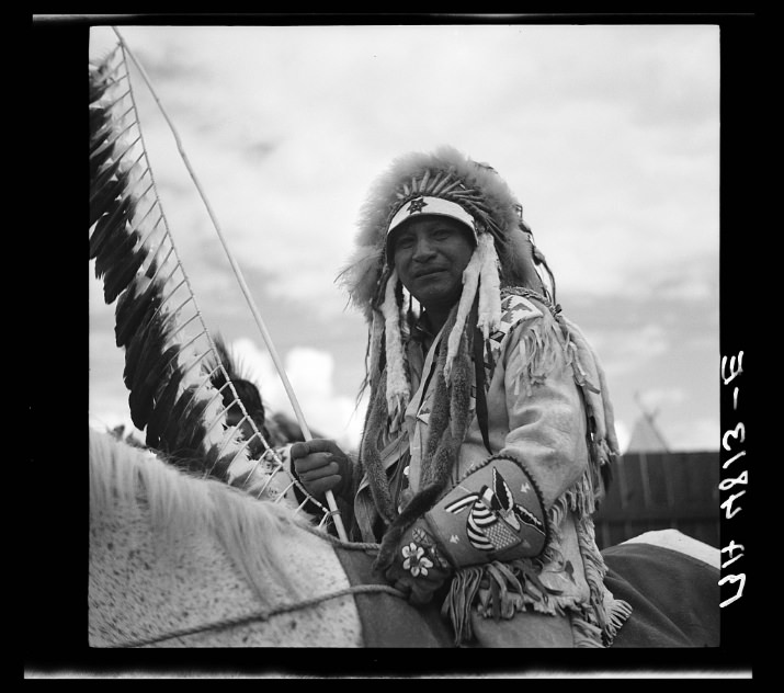 A Warm Springs Indian chief at the Molalla Buckeroo. Molalla, Oregon