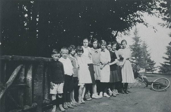 Pittock grandchildren enjoying the mansion’s grounds, circa 1922.