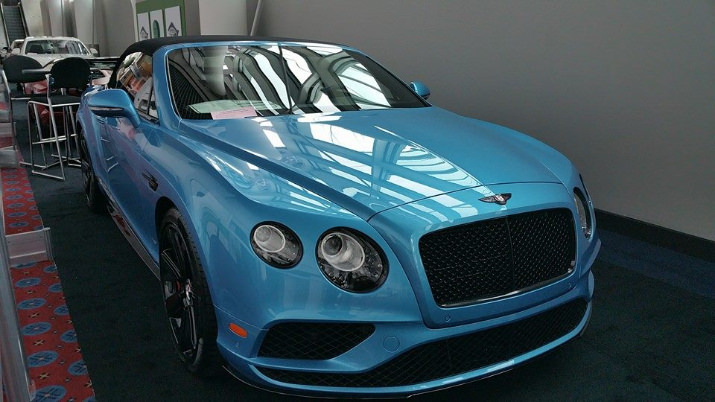 Is this the color you'd choose for your Bentley?