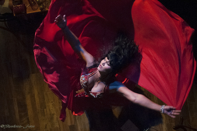 Groovin Greenhouse_Portland Bellydance Guild_Claudia_photocredit Phoebus-Foto