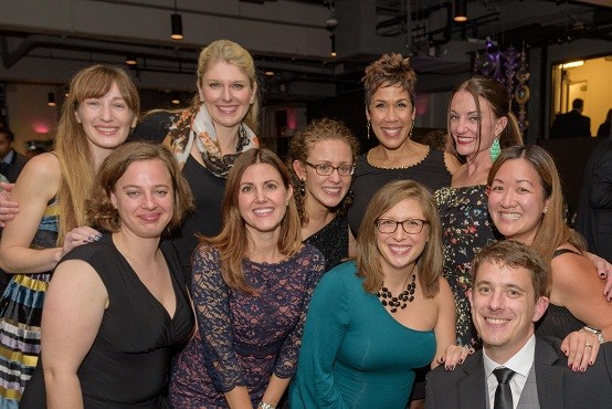 Members of the Junior League of Portland gather with event emcee Brenda Braxton. Back row, from left: Gina Ambrose, Sarah Burns, Raphael House of Portland Development Manager Amanda Ives, Brenda Braxton of KGW News Channel 8, and KaDo Gorman. Front row, from left: Sophie Bayard, Kristin Kilshaw, Leanna Petrone, Jason Warkentin, and Tina Penman.