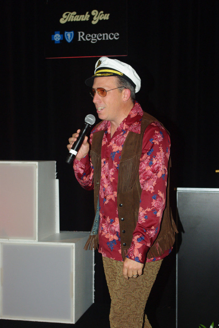 Tony Starlight opening the Rose Festival Disco & Roses Auction