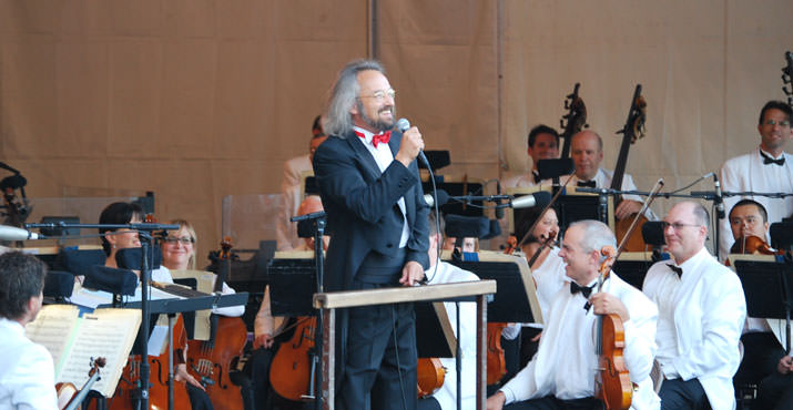 Maestro Carlos Kalmor and Oregon Symphony