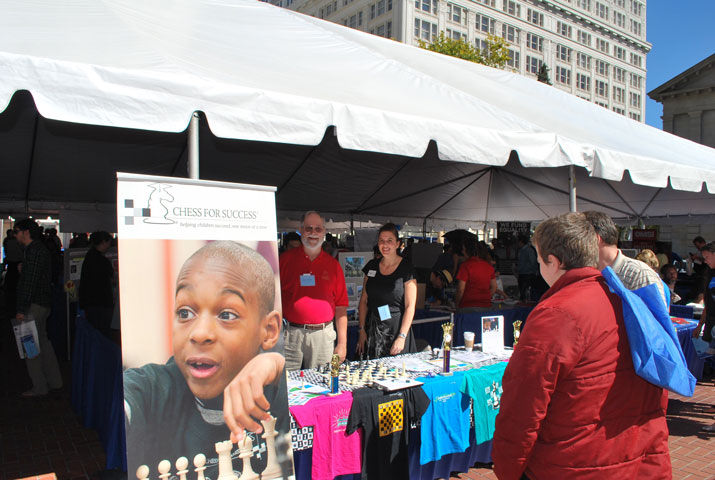Can You Volunteer for a Nonprofit? We’re Bringing The Standard’s 2015 Volunteer Expo to You!