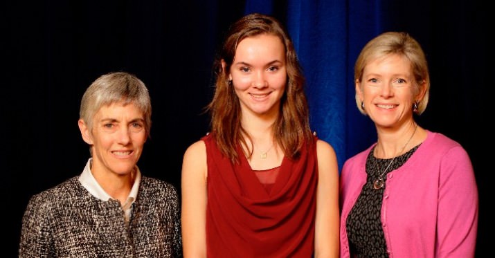 Olympian and 2012 Food for Thought keynote speaker Joan Benoit Samuelson, student speaker Ellen Patterson and Food for Thought Committee Chair Mariah Scott.