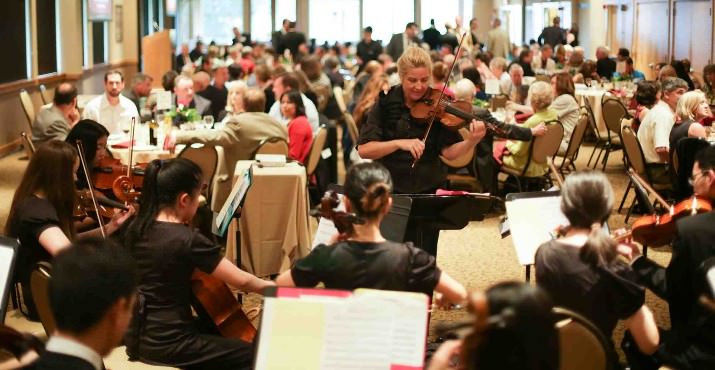 Lisa Hanson directs the Clackamas High School Chamber Orchestra.