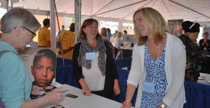 Can You Volunteer for a Nonprofit? We’re Bringing The Standard’s 2013 Volunteer Expo to You!