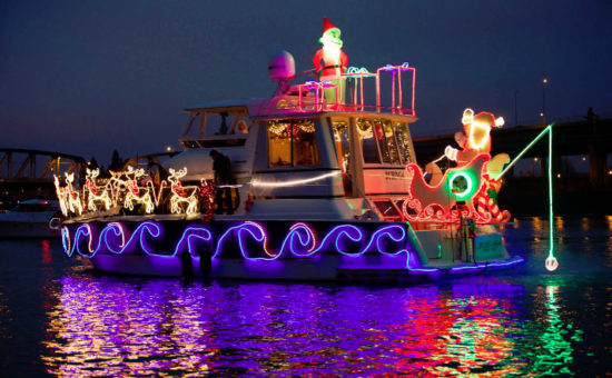 The 2022 Christmas Ships Parade is Full Steam Ahead