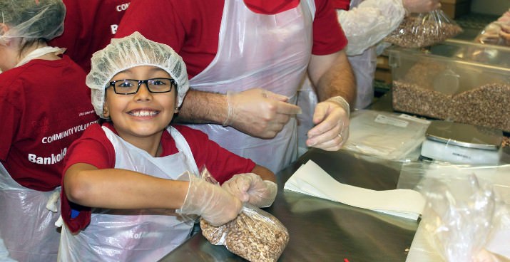 Oregon Food Bank Welcomes 548 Volunteers Who Repack 98,327 lbs of food