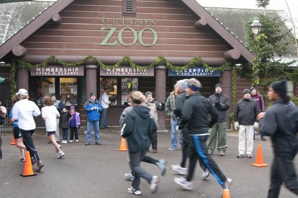 Oregon Zoo Turkey Trot Raises Funds for Animal Care
