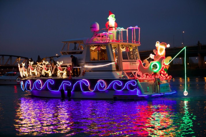 Christmas Ships Schedule Set for Columbia and Willamette