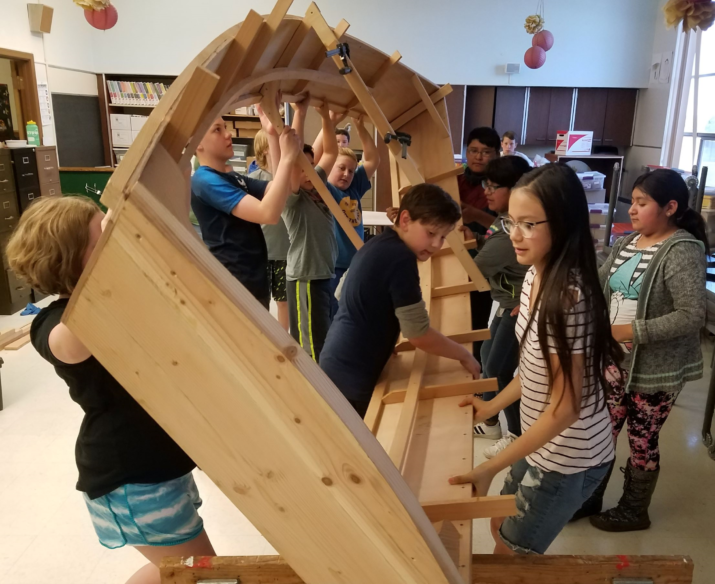 FALL PREVIEW: Wind & Oar Boat School Gears up for Root Beer Float-tilla Benefit