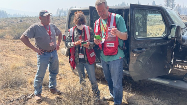 American Red Cross Helps People in Path of Bootleg Wildfire